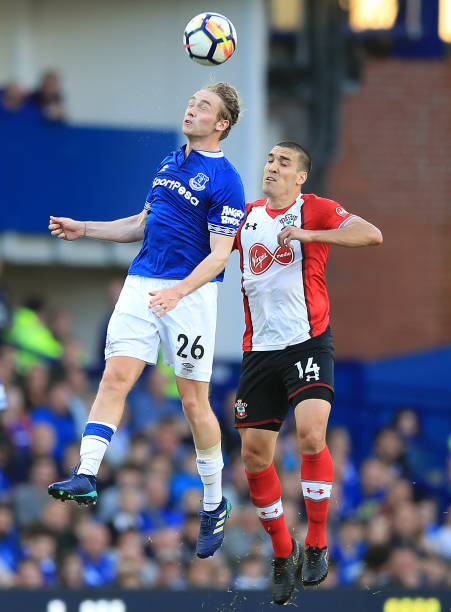 作为足球比 作为足球比